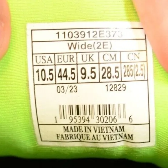 Brooks Adrenaline GTS 23 1103912E373 Men's 10.5 EE‎ Running Shoes Green Sneakers