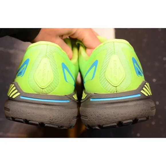 Brooks Adrenaline GTS 23 1103912E373 Men's 10.5 EE‎ Running Shoes Green Sneakers