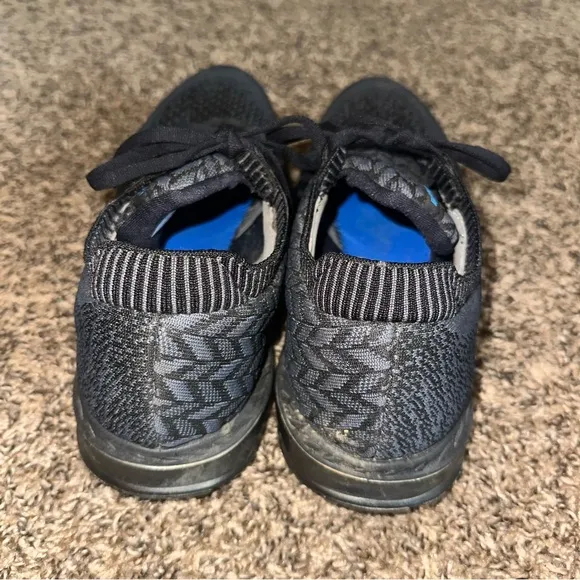 Brooks Black and Gray Running Shoes missing insoles