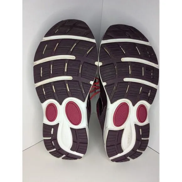 Brooks Dyad 10 Running Shoes Maroon Women's Size 11 2E Double Wide 120275-2E-527