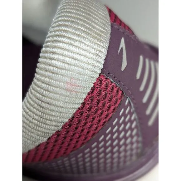 Brooks Dyad 10 Running Shoes Maroon Women's Size 11 2E Double Wide 120275-2E-527