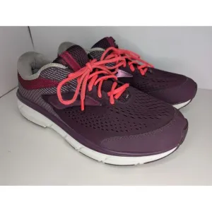 Brooks Dyad 10 Running Shoes Maroon Women's Size 11 2E Double Wide 120275-2E-527