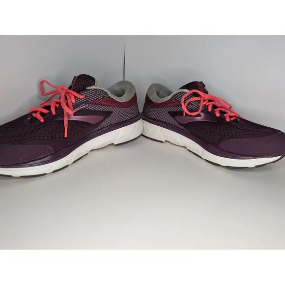 Brooks Dyad 10 Running Shoes Maroon Women's Size 11 2E Double Wide 120275-2E-527