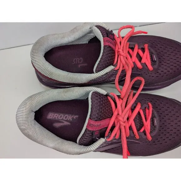 Brooks Dyad 10 Running Shoes Maroon Women's Size 11 2E Double Wide 120275-2E-527