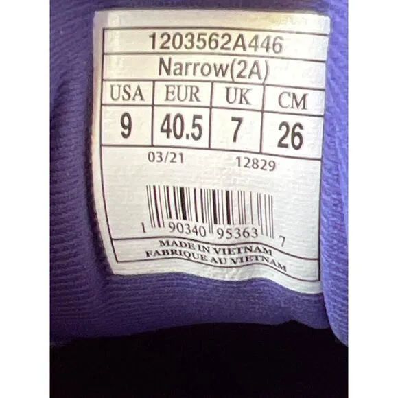 Brook’s Ghost 14 running sneakers womens 9 Peacock