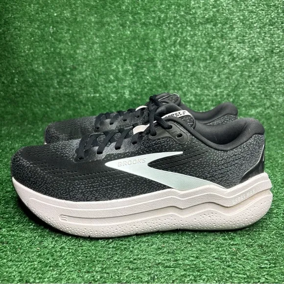 Brooks Ghost Max 2 Women 9.5 Running Shoes Black Sport Sneakers 1204201B077