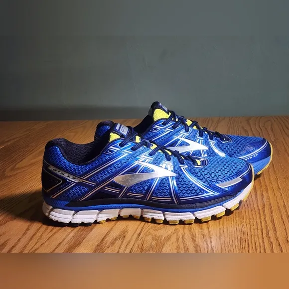Brooks GTS 17 Seventeen Men's Size US 11.5 Medium D Athletic Running Shoes