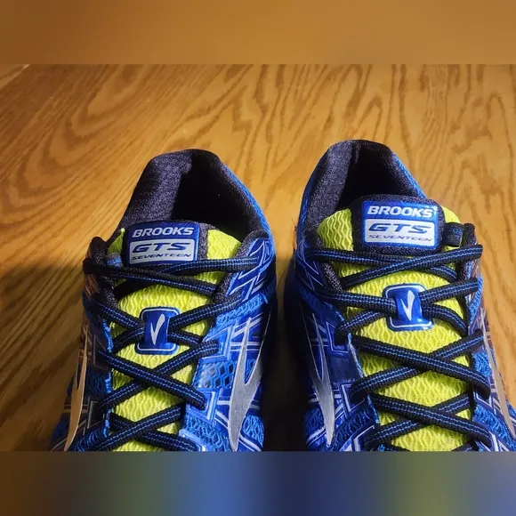 Brooks GTS 17 Seventeen Men's Size US 11.5 Medium D Athletic Running Shoes