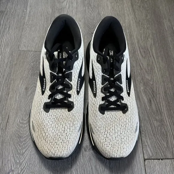 Brooks Mens Ghost 15 1103931D121 Gray Running Shoes Sneakers Size 11.5 D