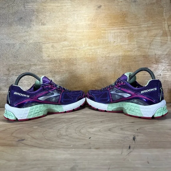 Brooks Ravenna 5 Womens Size 8.5 (B) Running Shoes Sneakers Purple Silver