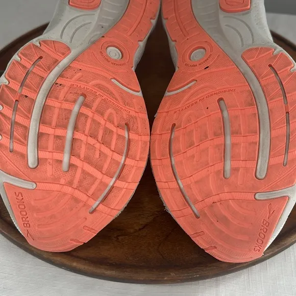 Brooks Shoes Wm 10.5 B Glycerin 20 Gray Green Orange Running Sneakers