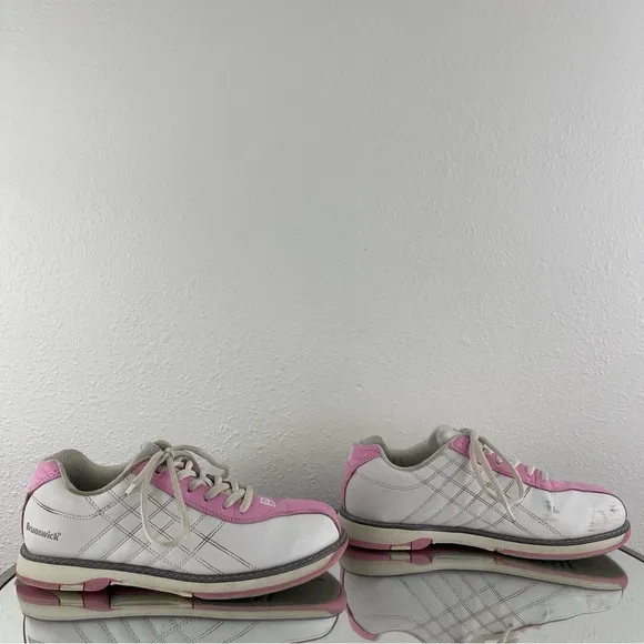 BRUNSWICK Y2K White Bubblegum Pink Quilted Lace Up Casual Bowler Oxford Sneakers
