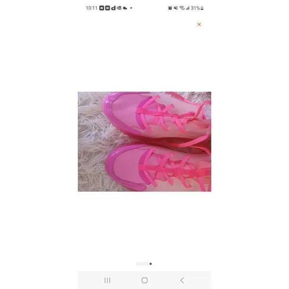 Bubblegum Guess barbie pink sneakers sz10