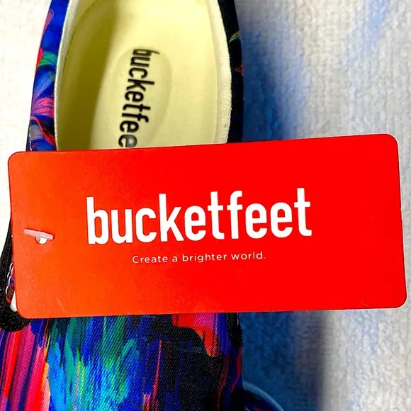 Bucketfeet Artisan Sneakers Slip On Watercolor Print New