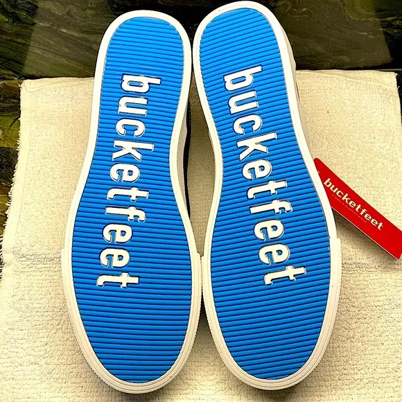 Bucketfeet Artisan Sneakers Slip On Watercolor Print New