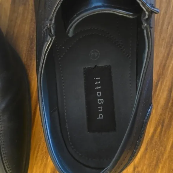 Bugatti 1802 Mens Black Premium leather Dress shoes MINT! 44 Sz.11