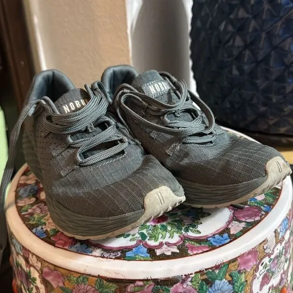 Bundle. Nobull Boots.
