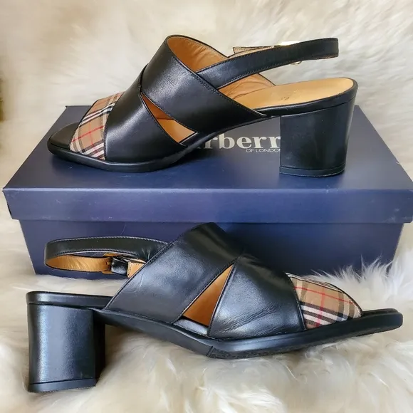 Burberry Plaid Canvas Black Leather Chunky Heels Sandals Shoes 6.5 or 7