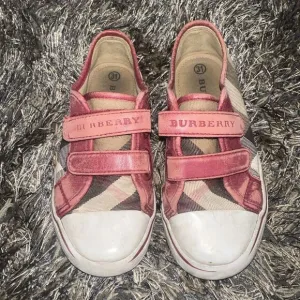 Burberry Youth Red Plaid Sneakers Size US 10 EU 31