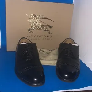 BURBERRY’S Black LEATHER Oxford dress vintage SHOES US 4