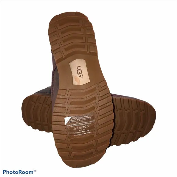 Burgundy color Men’s UGG Boots
