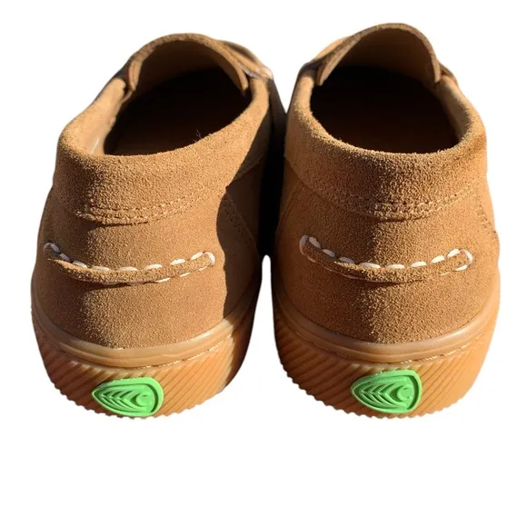 Cariuma Caju Gum Camel Suede Loafers Size 8