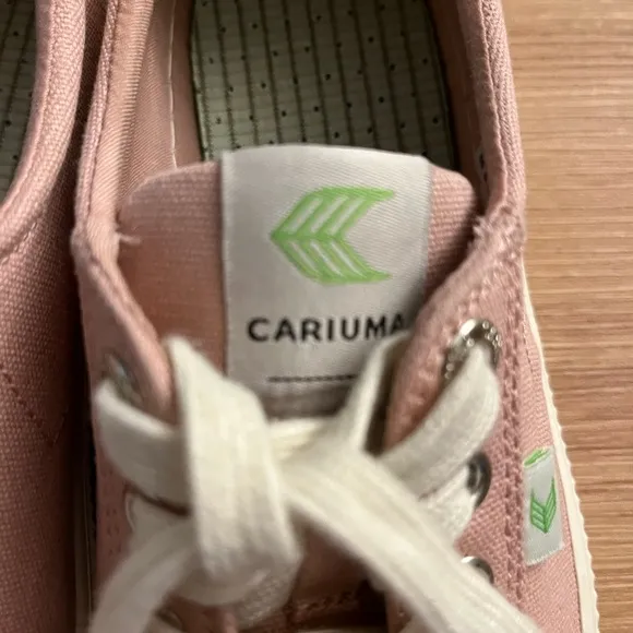 Cariuma Canvas Sneakers OCA Low Top Rose Pink Cap Toe Unisex 7 Women 5 Men