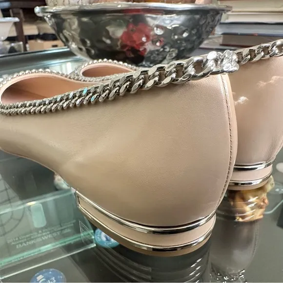 Casadei Women's Tan Chain-Trimmed  Flats - 39.5 Italy
