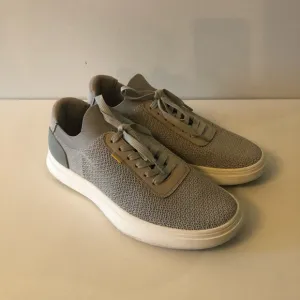 Casca Unisex Avro Round Toe Low Top Lace Up Sneakers | Men's 8 / Women's 10