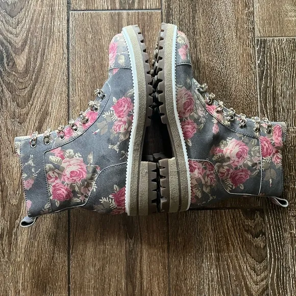 Cecelia New York floral hiker boots