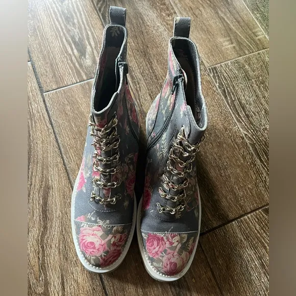 Cecelia New York floral hiker boots