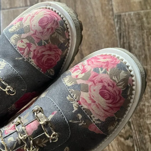 Cecelia New York floral hiker boots
