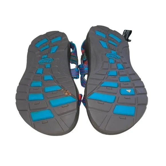 Chaco Girl Sandals Size 2