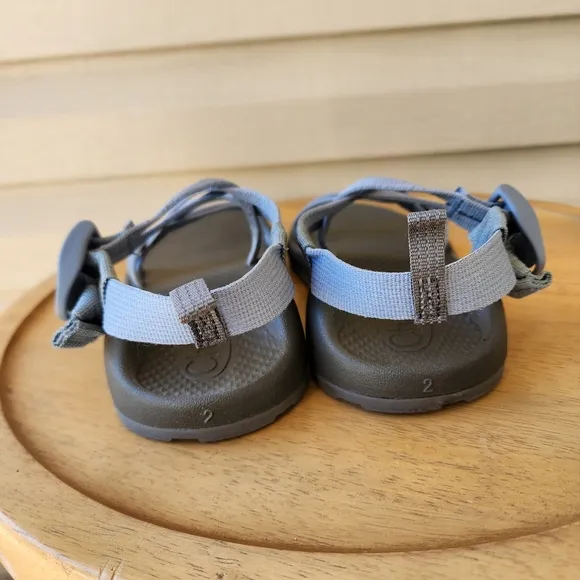 Chaco kids sandals size 2