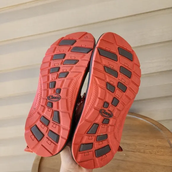 Chaco kids sandals size 5