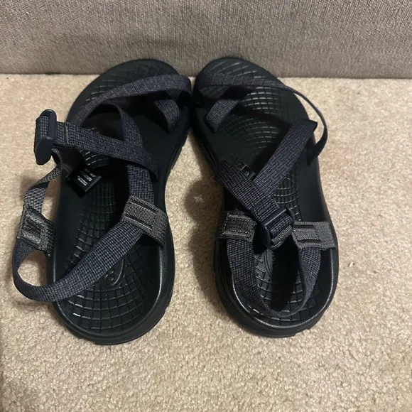 Chaco Men’s Z Volv 2 Navy Sandals Size 12‎