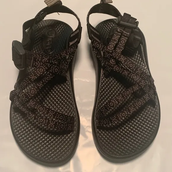 Chaco Sandals Youth Size 1 Pink &amp; Black in like New Condition