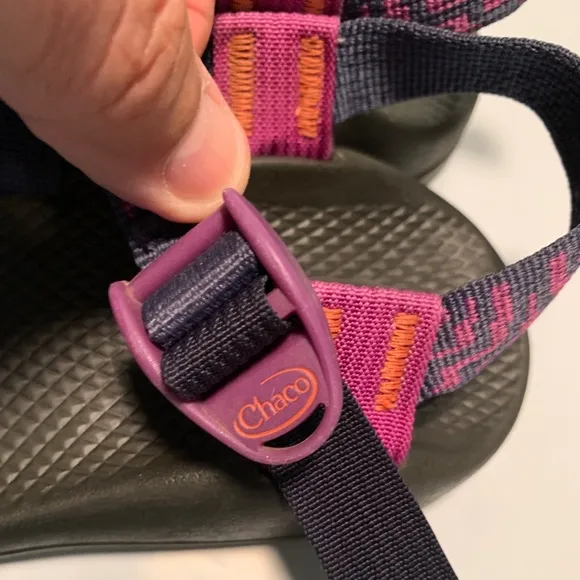Chaco Sandals Youth Size 4 Great Colors and Condition! See pics