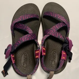 Chaco Sandals Youth Size 4 Great Colors and Condition! See pics
