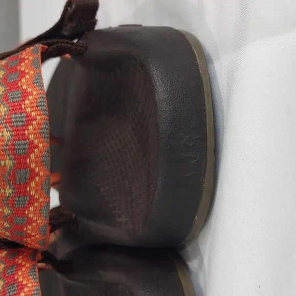CHACO SANDALS.