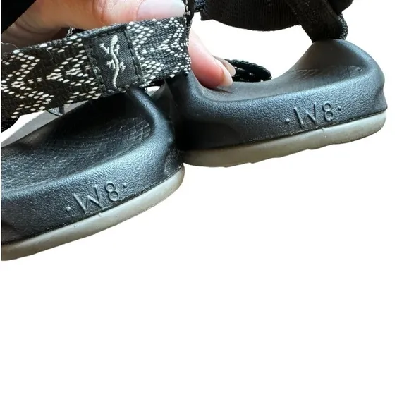 Chaco Z Eddy X2 Black &amp; White Sandals Women's Size 8