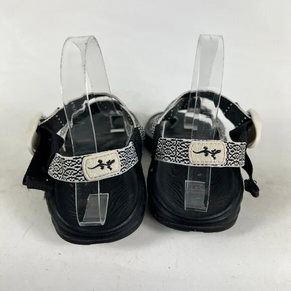 Chaco Zvolv 2 Sandals Women's 7 Black &amp; White Hook &amp; Loop Slingback Sandals