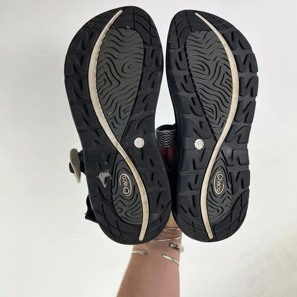 Chaco Zvolv 2 Sandals Women's 7 Black &amp; White Hook &amp; Loop Slingback Sandals
