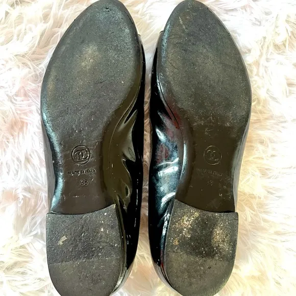 CHANEL Coco Chanel Black Patent Leather Cap-Toe CC Ballet Flats Size 38 Euro