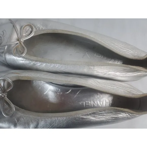 Chanel Gold Metallic Ballet Flats EU Size 42 US 10 G02819 Made in Italy