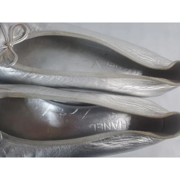 Chanel Gold Metallic Ballet Flats EU Size 42 US 10 G02819 Made in Italy