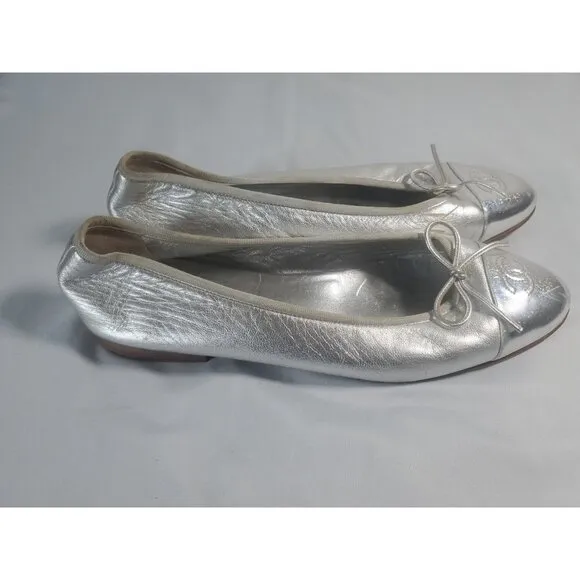 Chanel Gold Metallic Ballet Flats EU Size 42 US 10 G02819 Made in Italy