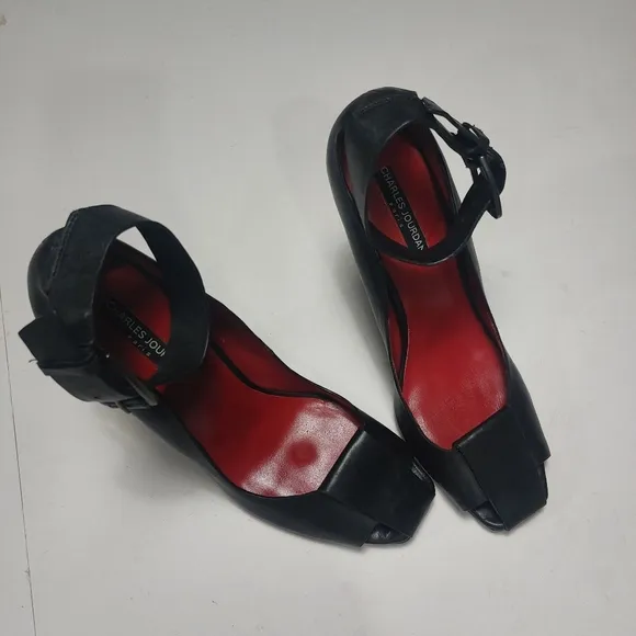 CHARLES JOURDAN PARIS Black Leather Strappy  Heels Size 9M