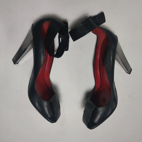CHARLES JOURDAN PARIS Black Leather Strappy  Heels Size 9M