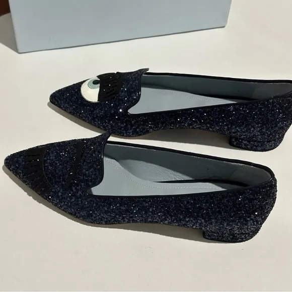 Chiara Ferragni Classic winking shoes